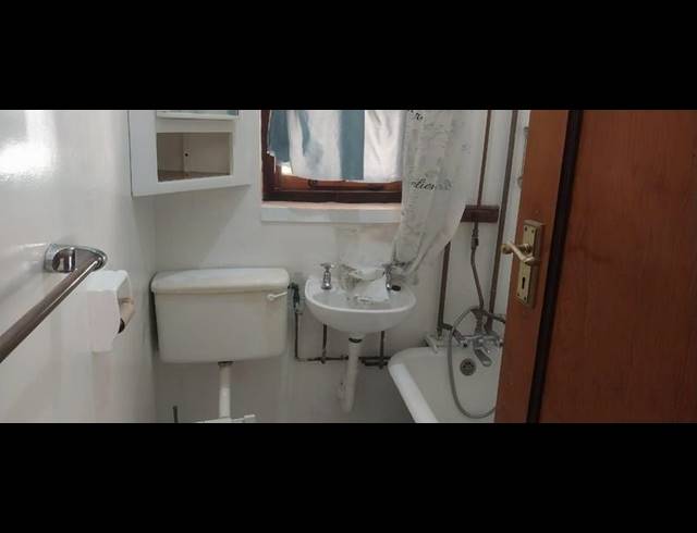 3 BEDROOM HOUSE FOR SALE IN KENSINGTON